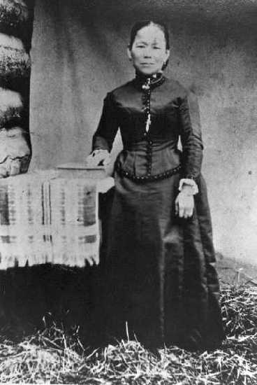  Polly in her Wedding Dress 